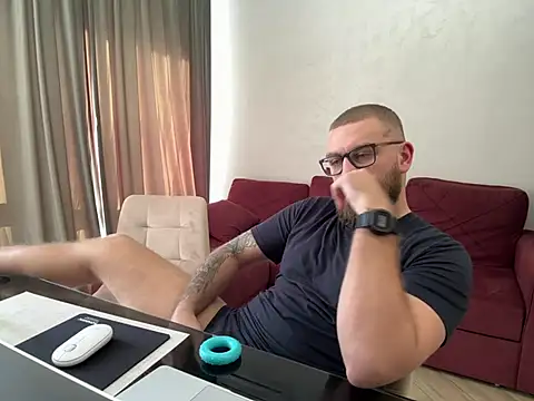 Snapshot of Bear_bear_ chatting on March 17, 2025, 11:00 am Bear bear online show from March 17, 2025, 11:00 am