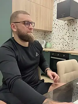 Snapshot of Bear_bear_ chatting on February 25, 2025, 6:01 pm Bear bear online show from February 25, 2025, 6:01 pm