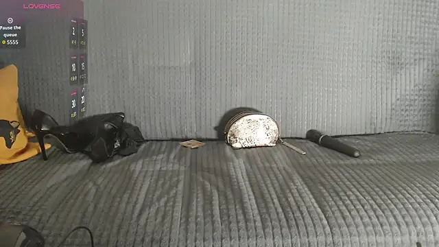 Frederica  online show from March 5, 2026, 7:05 am