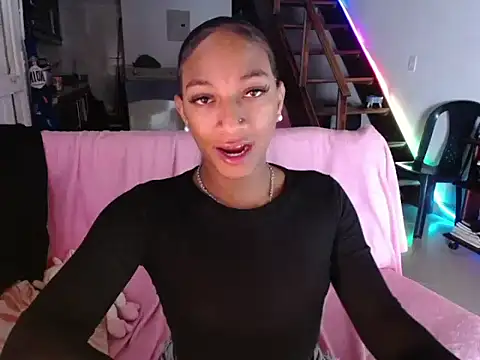 Snapshot of samy_doll chatting on July 10, 2026, 5:07 am samy doll online show from July 10, 2026, 5:07 am
