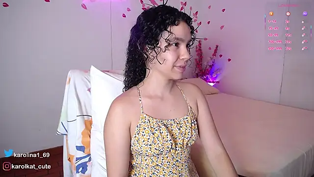 Karolina 1 online show from December 3, 2025, 12:55 am