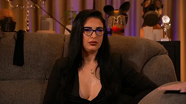 Snapshot of kelly_kent chatting on October 31, 2025, 11:00 pm kelly kent online show from October 31, 2025, 11:00 pm