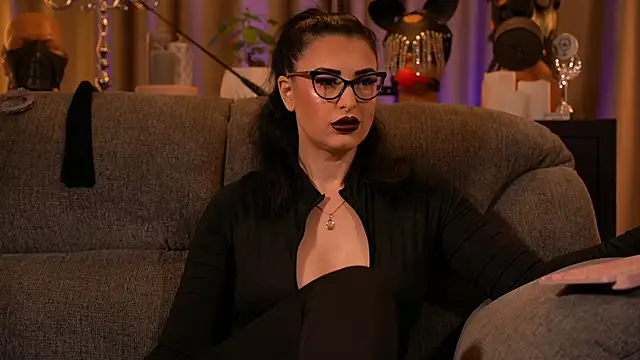 Snapshot of kelly_kent chatting on October 27, 2025, 12:33 am kelly kent online show from October 27, 2025, 12:33 am