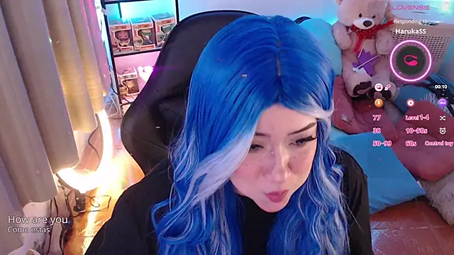 Emmy Ruiz online show from March 13, 2026, 2:49 am