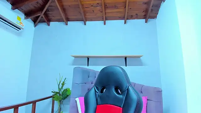 Snapshot of Gretta_Queen chatting on February 10, 2026, 6:40 pm Gretta Queen online show from February 10, 2026, 6:40 pm