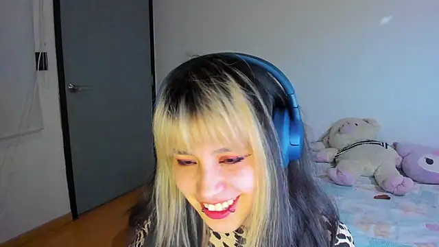 Akane-Mou online show from December 10, 2024, 4:34 am