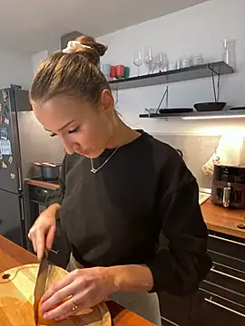 spottyyy online show from February 28, 2025, 9:47 am