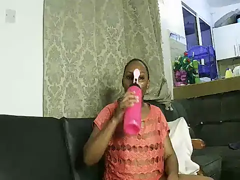 stargirl199 online show from April 15, 2026, 3:23 am