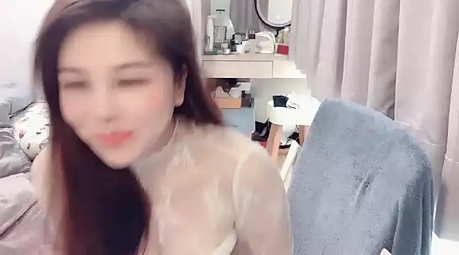 tw yaya online show from February 4, 2025, 2:28 am