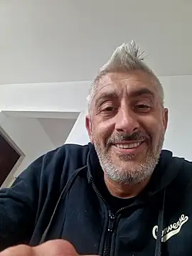 cuci45 online show from January 7, 2026, 12:43 pm