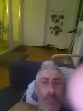 Snapshot of cuci45 chatting on November 29, 2025, 4:56 am cuci45 online show from November 29, 2025, 4:56 am