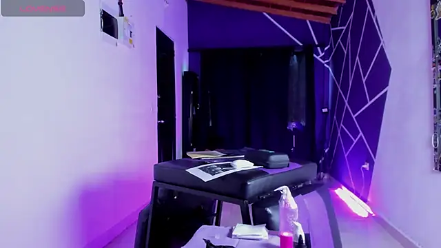 Snapshot of ink_demonxxx chatting on October 1, 2025, 7:07 pm ink demonxxx online show from October 1, 2025, 7:07 pm