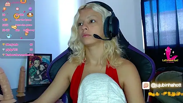 jujubinhahot online show from April 18, 2026, 11:23 am