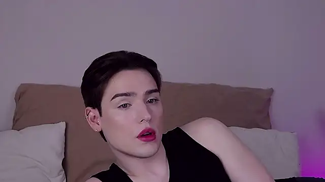 RobbyCharming online show from June 27, 2026, 7:47 am