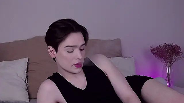 Snapshot of RobbyCharming chatting on June 12, 2026, 7:39 am RobbyCharming online show from June 12, 2026, 7:39 am