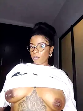 Lalakin90 online show from March 6, 2025, 5:22 pm