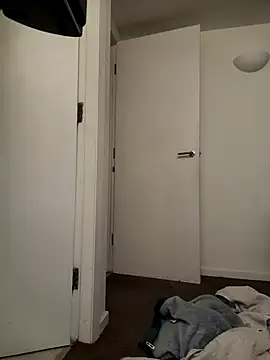 Snapshot of uk-bobbie-uk chatting on March 1, 2025, 6:11 pm uk-bobbie-uk online show from March 1, 2025, 6:11 pm