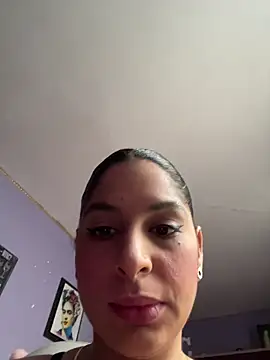 Snapshot of charlotte_stevenss_ chatting on December 4, 2025, 1:54 pm charlotte stevenss online show from December 4, 2025, 1:54 pm