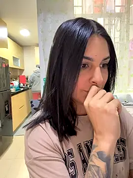 Snapshot of charlotte_stevenss_ chatting on October 25, 2025, 2:39 pm charlotte stevenss online show from October 25, 2025, 2:39 pm