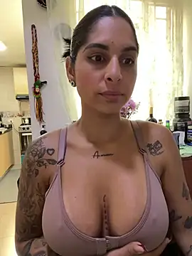 Snapshot of charlotte_stevenss_ chatting on March 12, 2025, 4:35 pm charlotte stevenss online show from March 12, 2025, 4:35 pm