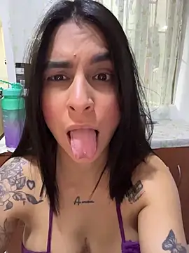 Snapshot of charlotte_stevenss_ chatting on September 27, 2025, 2:12 pm charlotte stevenss online show from September 27, 2025, 2:12 pm