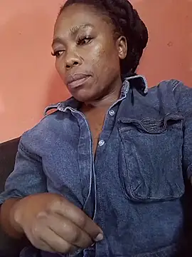 Snapshot of BELINDAXXXXX chatting on April 27, 2026, 9:51 am BELINDAXXXXX online show from April 27, 2026, 9:51 am