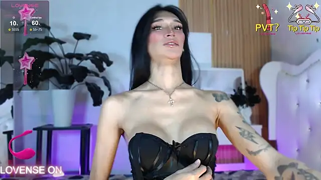 Snapshot of Unforttable_Anisha chatting on December 14, 2025, 12:22 pm Unforttable Anisha online show from December 14, 2025, 12:22 pm