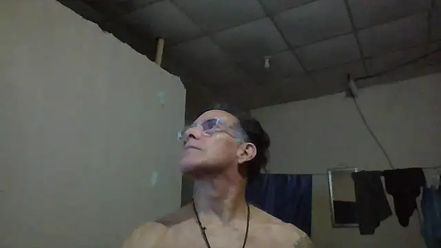 CaptainFox online show from June 5, 2026, 12:37 am