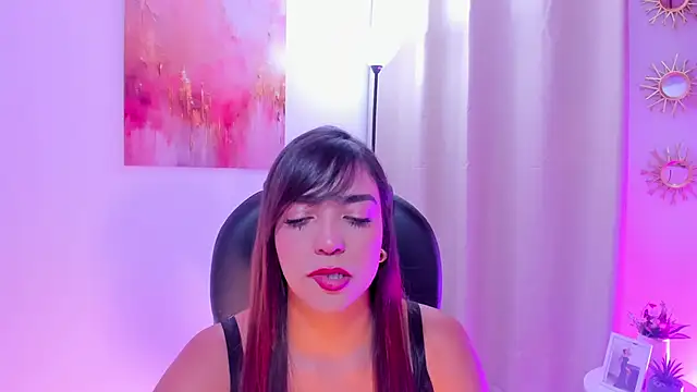 Snapshot of MariamRivera_ chatting on March 11, 2026, 12:15 am MariamRivera online show from March 11, 2026, 12:15 am