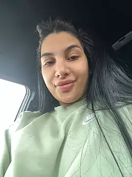 Samira30 online show from March 6, 2025, 4:07 pm