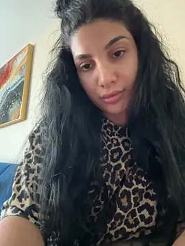 Samira30 online show from September 21, 2025, 4:34 pm