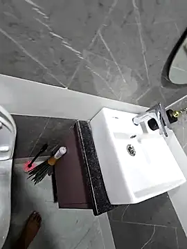 NH2022 online show from February 12, 2026, 5:40 am