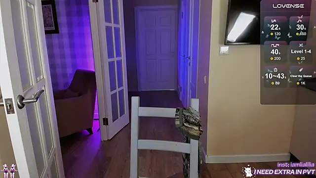 Snapshot of lialiliaa chatting on March 22, 2025, 8:29 am lialiliaa online show from March 22, 2025, 8:29 am