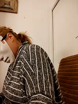 She-devilx online show from October 14, 2025, 10:31 pm