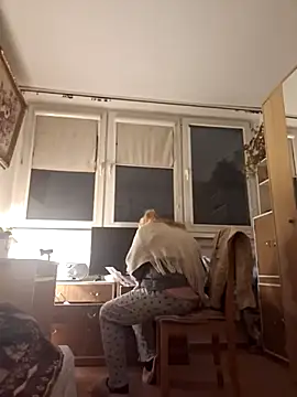 Snapshot of She-devilx chatting on January 11, 2026, 10:16 pm She-devilx online show from January 11, 2026, 10:16 pm