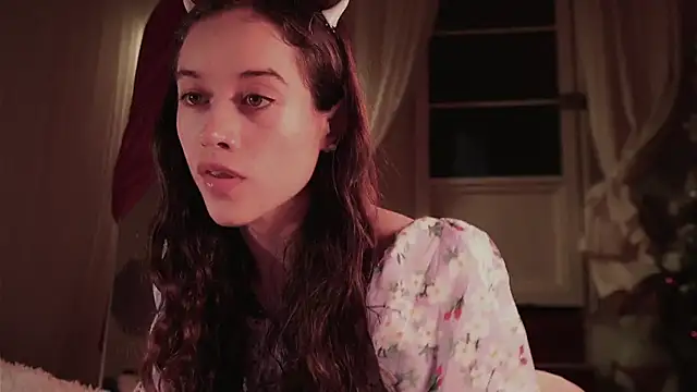  Avriles  online show from December 20, 2025, 1:19 am