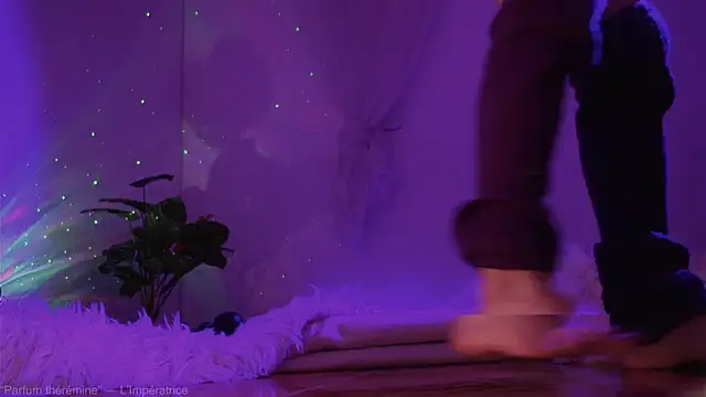 Snapshot of _Avriles_ chatting on February 3, 2025, 4:14 am  Avriles  online show from February 3, 2025, 4:14 am