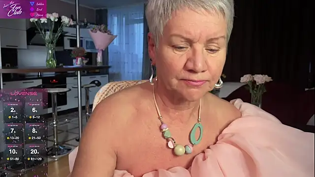 roxana brooks online show from March 13, 2025, 3:06 pm