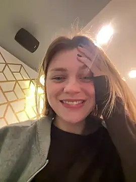 ValenciaShock online show from April 4, 2026, 7:15 am