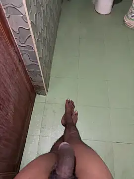 yo19boy online show from November 27, 2025, 6:47 am