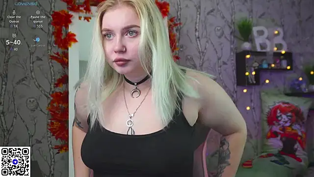 Moon Valkyrie online show from October 22, 2025, 9:42 am