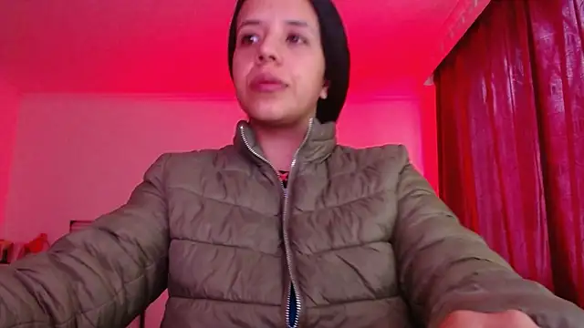 VALERY MEER online show from April 8, 2026, 12:06 pm