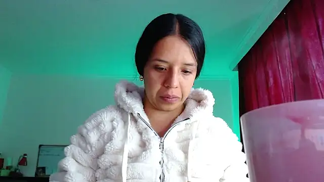 VALERY MEER online show from January 13, 2026, 12:31 pm