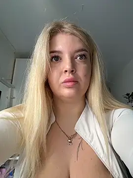 Snapshot of OdriOlsens chatting on May 19, 2026, 9:27 am OdriOlsens online show from May 19, 2026, 9:27 am