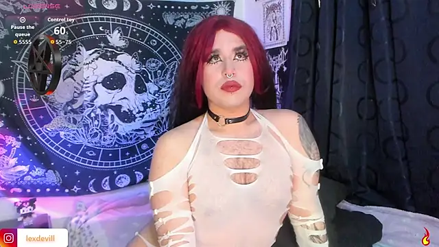 Snapshot of Lexxxxx_ chatting on November 6, 2025, 1:20 am Lexxxxx online show from November 6, 2025, 1:20 am