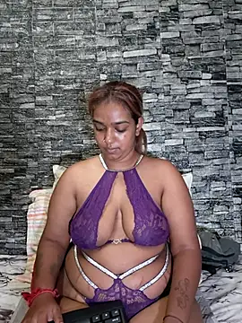 Xindias fantasyX online show from January 14, 2026, 5:38 pm