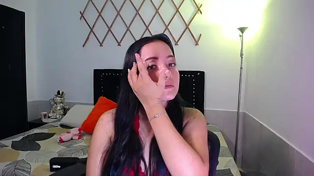 naughty girl 4u online show from October 6, 2025, 8:09 pm