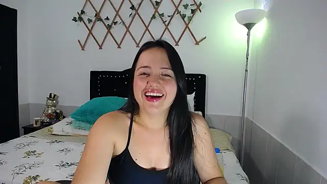 naughty girl 4u online show from February 2, 2026, 6:29 pm