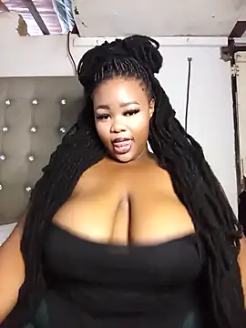 Snapshot of Aaaliyah445 chatting on November 17, 2025, 11:25 am Aaaliyah445 online show from November 17, 2025, 11:25 am