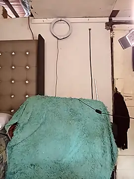 Snapshot of Aaaliyah445 chatting on November 15, 2025, 9:02 am Aaaliyah445 online show from November 15, 2025, 9:02 am